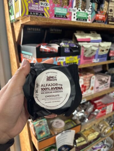 Alfajor de avena sin azucar CON COBERTURA DE CHOCOLATE - SABOR DE MADRE